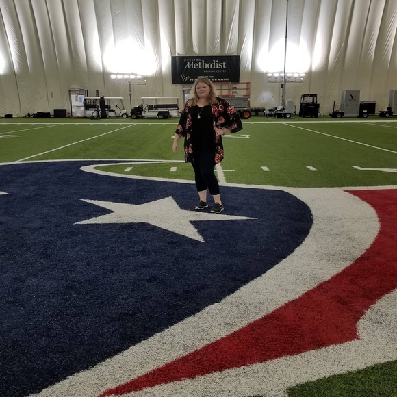 Meet your Posher, Meredith - Picture 3 of 4